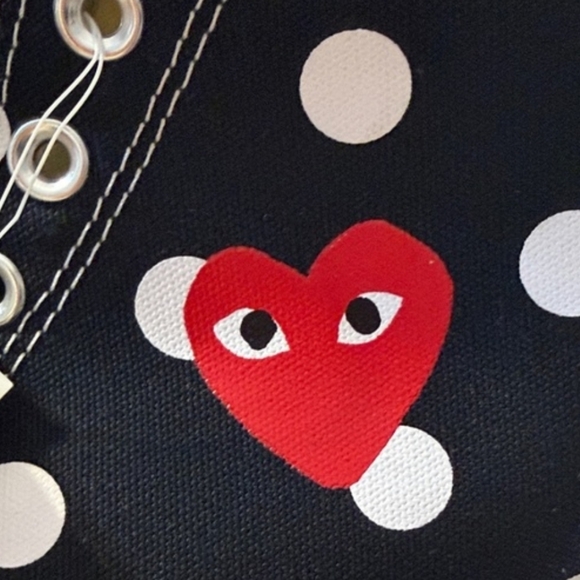 NWT Unisex Converse Comme Des Gargons PLAY Chuck Taylor Polka Dot Hi-Tops - Picture 4 of 8